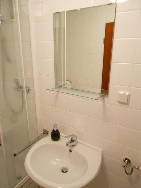Apartments Hofgarten Регенсбург Номер фото